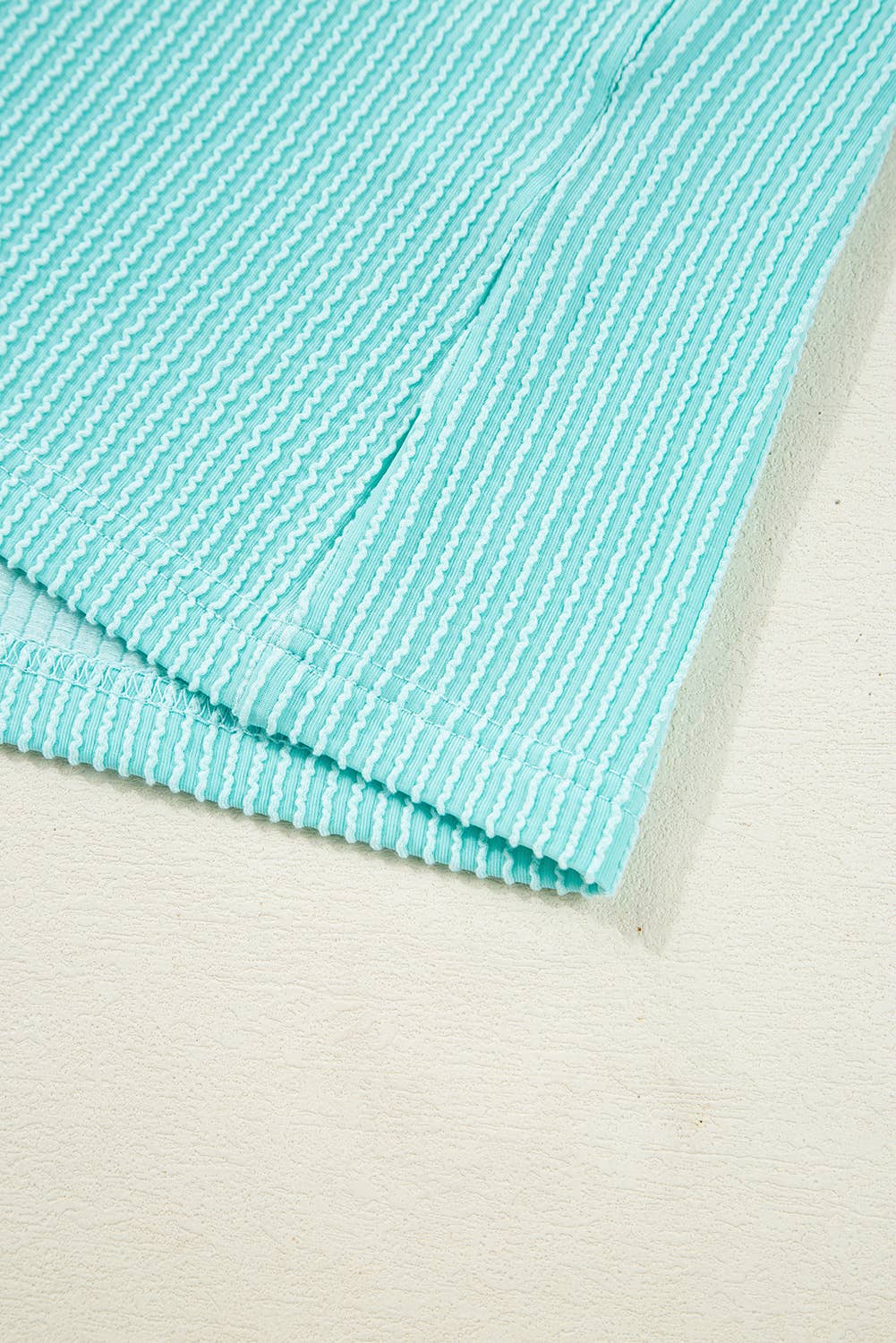 3D Ribbed Texture Contrast Patched Pocket Long Sleeve Top